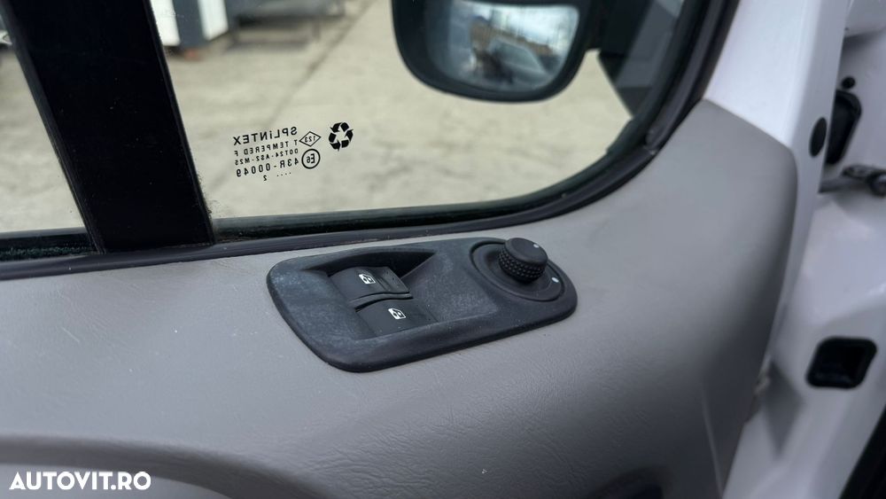 Opel Vivaro L2H1 - 17