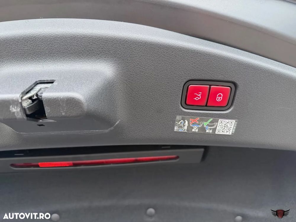 Mercedes-Benz CLE Mercedes-AMG 53 4MATIC+ AMG SPEEDSHIFT TCT 9G - 22