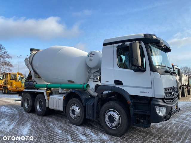 Mercedes-Benz 3240 8×4 EURO 6, BETONIARKA STETTER 9m3 - 3