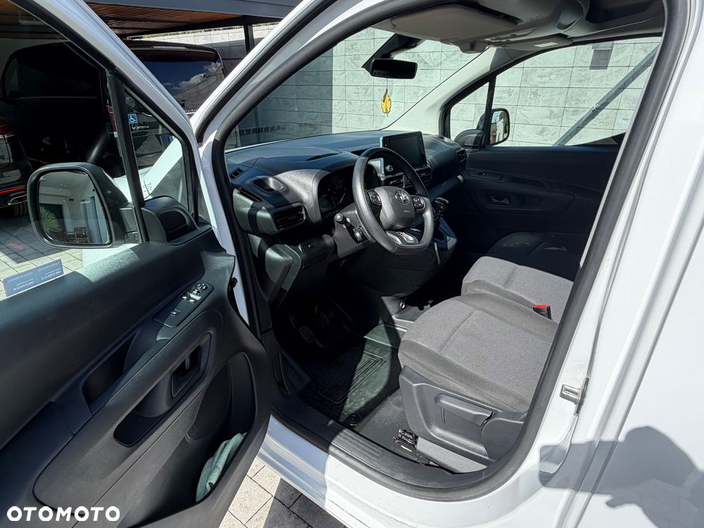 Toyota Proace city - 15
