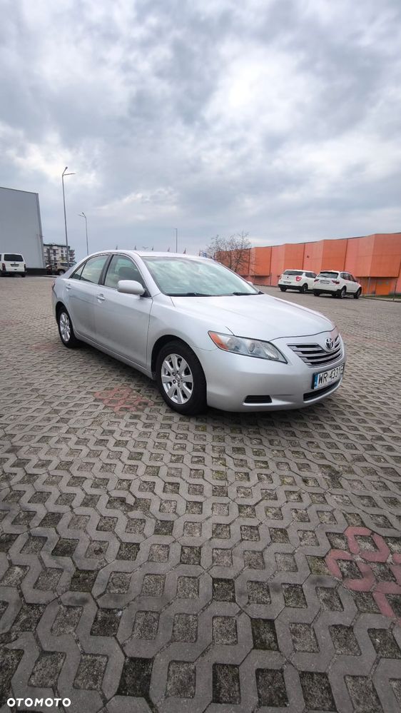 Toyota Camry - 7