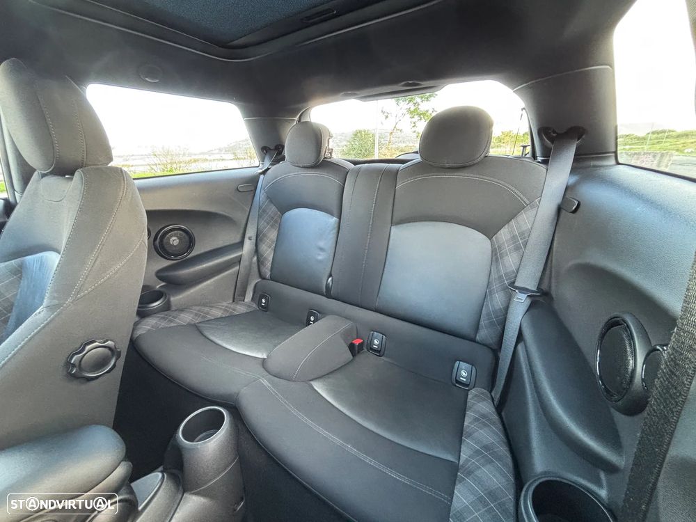 MINI 3 Portas Cooper D - 12