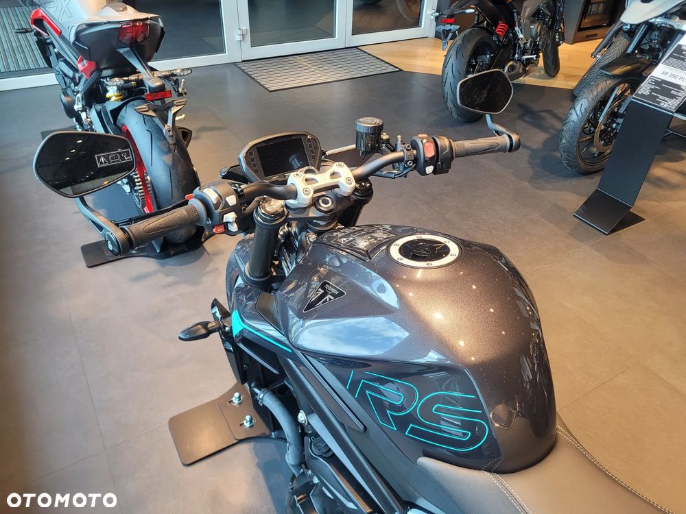 Triumph Street Triple - 6