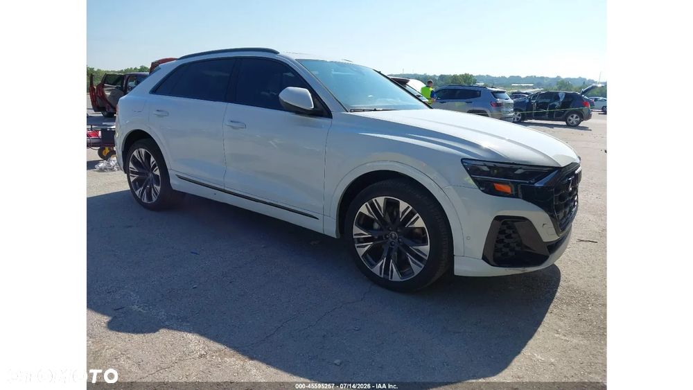 Audi Q8 55 TFSI quattro tiptronic - 2