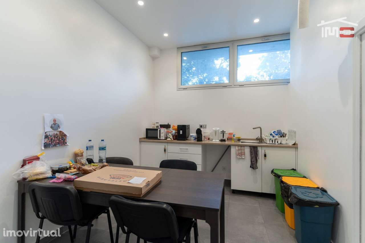 Loja em Alto das Nogueiras, Fátima - Grande imagem: 4/21