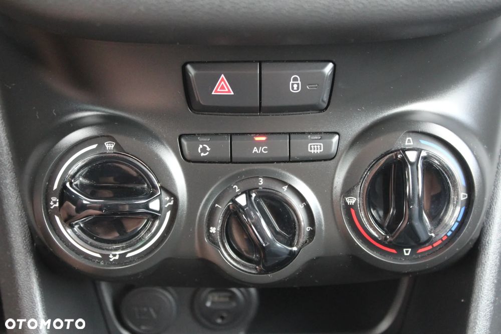 Peugeot 208 PureTech 82 Active - 34