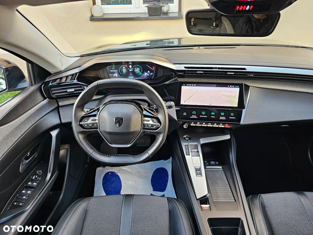 Peugeot 308 SW BlueHDi 130 EAT8 Allure Pack - 25