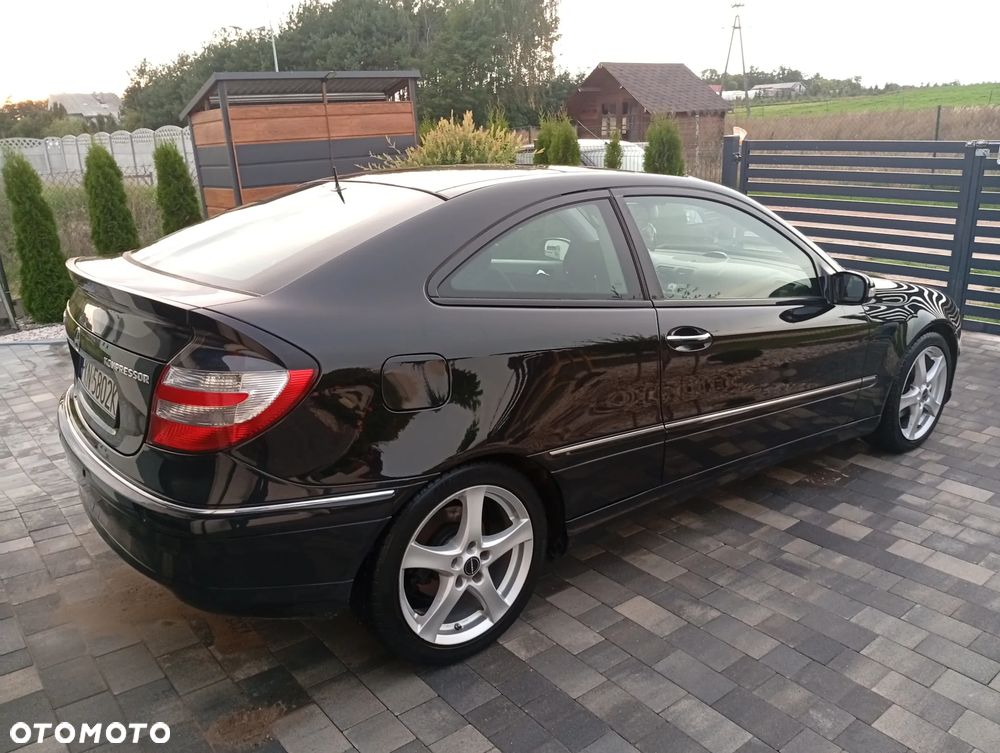 Mercedes-Benz Klasa C 200 Kompressor Automatik - 8