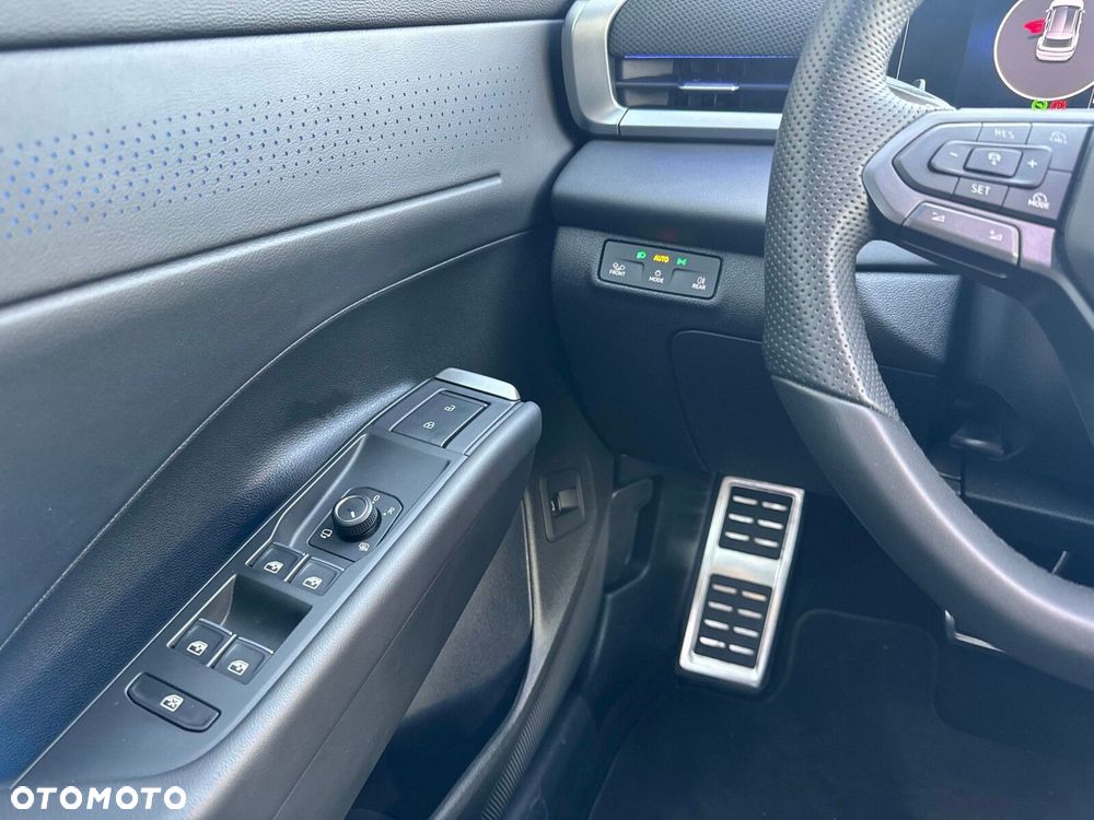Volkswagen T-Roc - 28