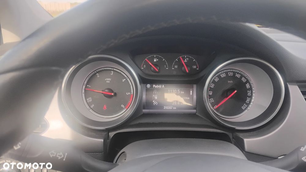Opel Astra 1.6 CDTI Sport - 13