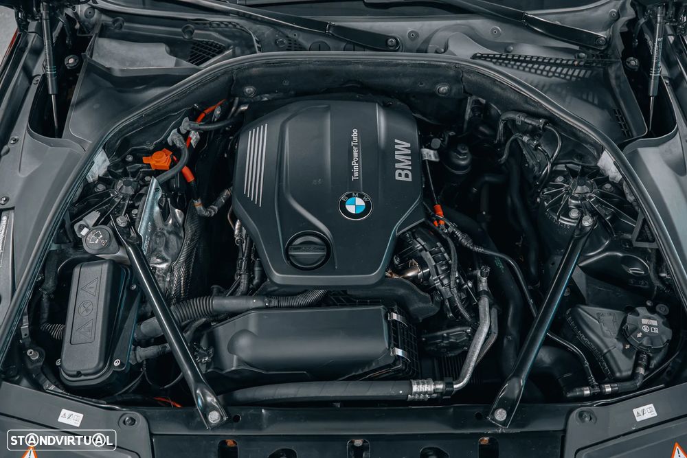 BMW 520 d Auto - 14