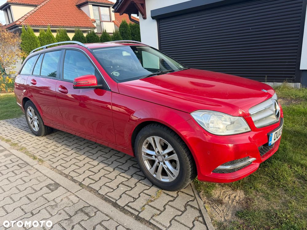 Mercedes-Benz Klasa C 180 (BlueEFFICIENCY) - 3