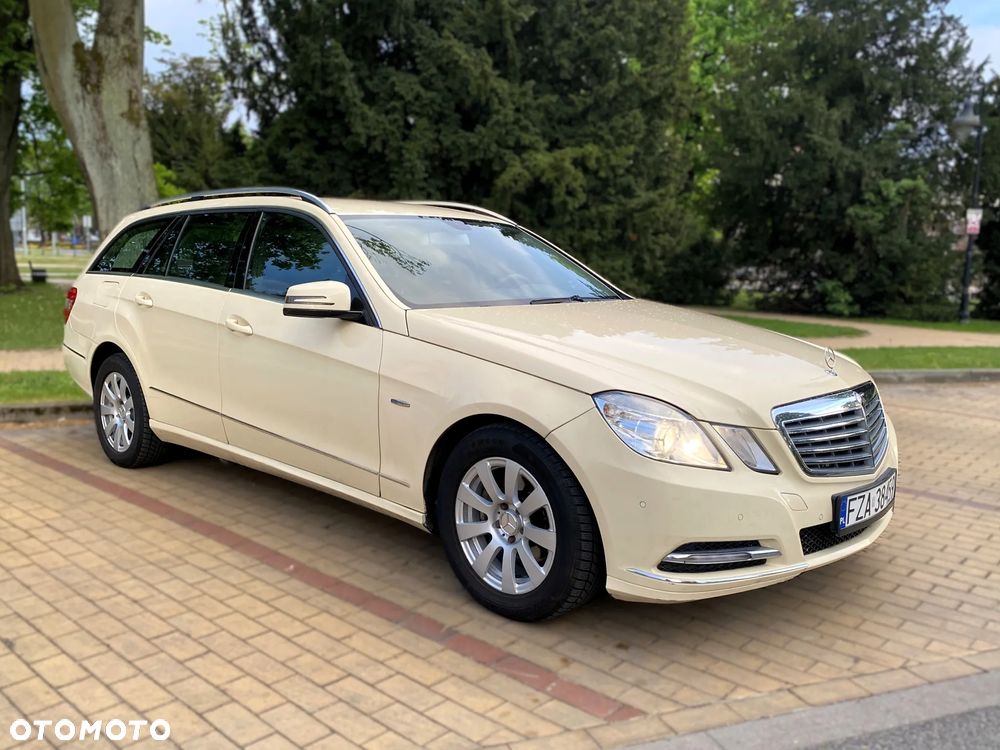 Mercedes-Benz Klasa E 200 BlueTEC 7G-TRONIC Elegance - 1