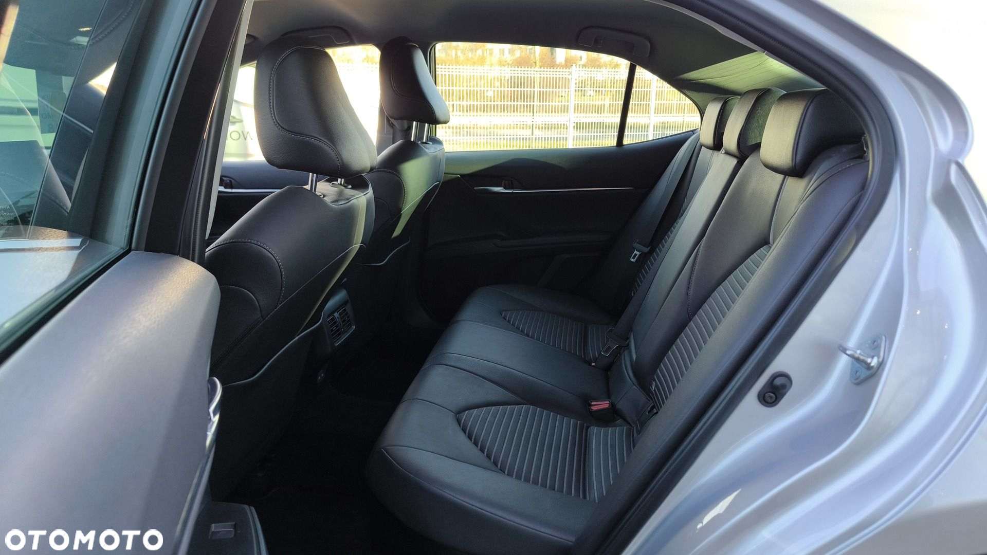 Toyota Camry - 31