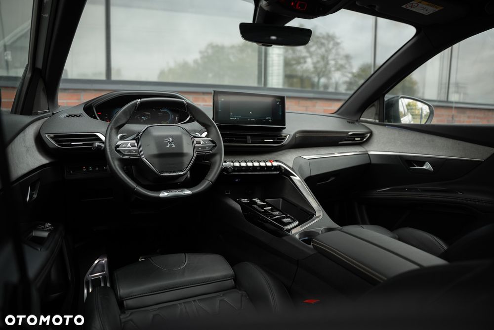 Peugeot 3008 1.6 PureTech HYbrid4 GT S&S EAT8 - 28