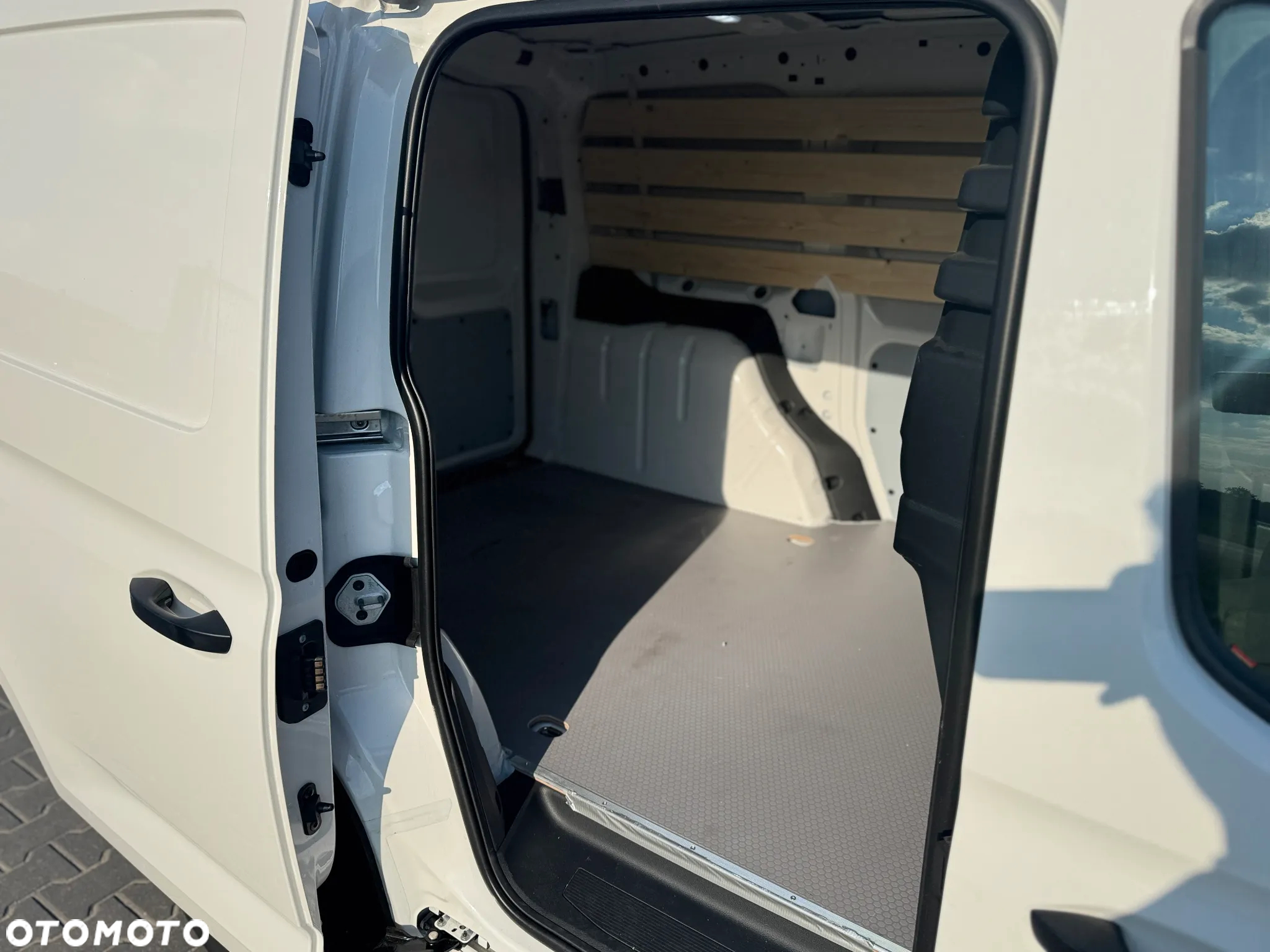 Volkswagen caddy - 6