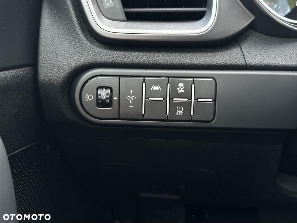 Kia Ceed 1.5 T-GDI M DCT - 18