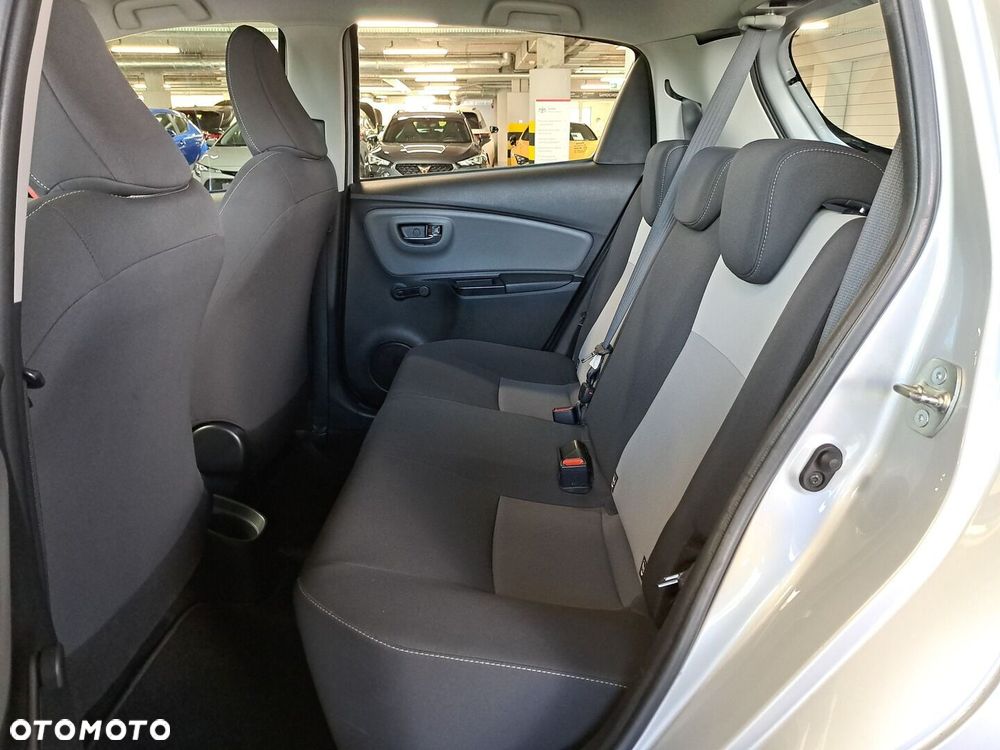 Toyota Yaris 1.5 Premium - 13