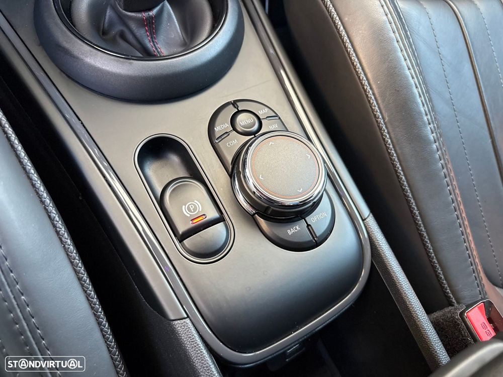 MINI Countryman Cooper SD Sport Edition Auto Desportiva - 50