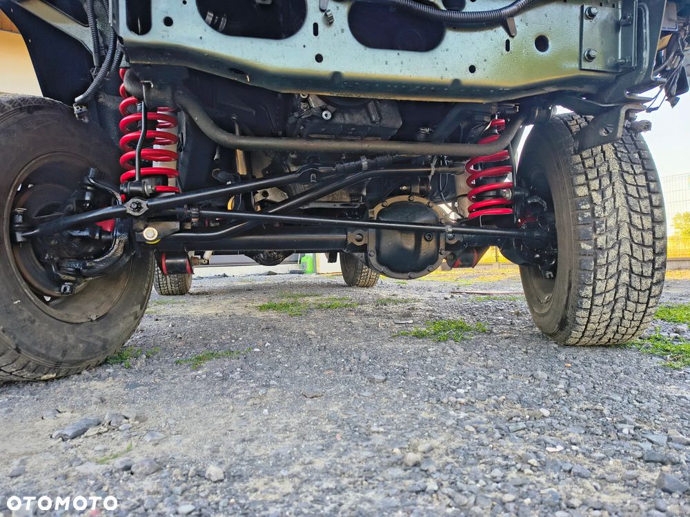 Jeep Cherokee - 5