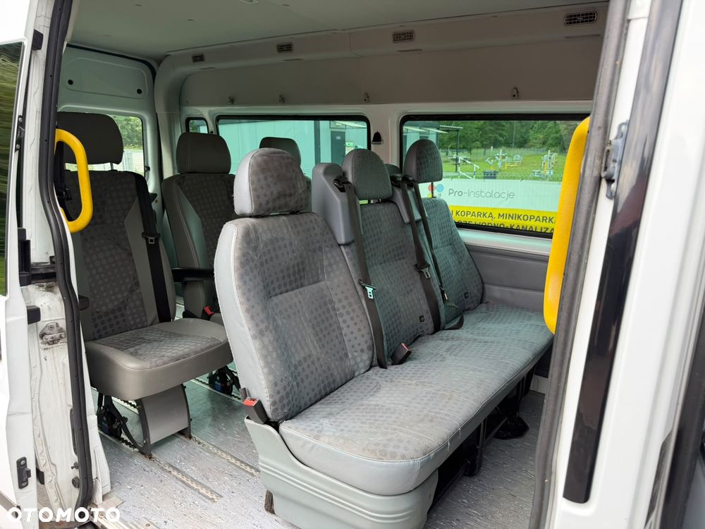 Ford Transit - 22