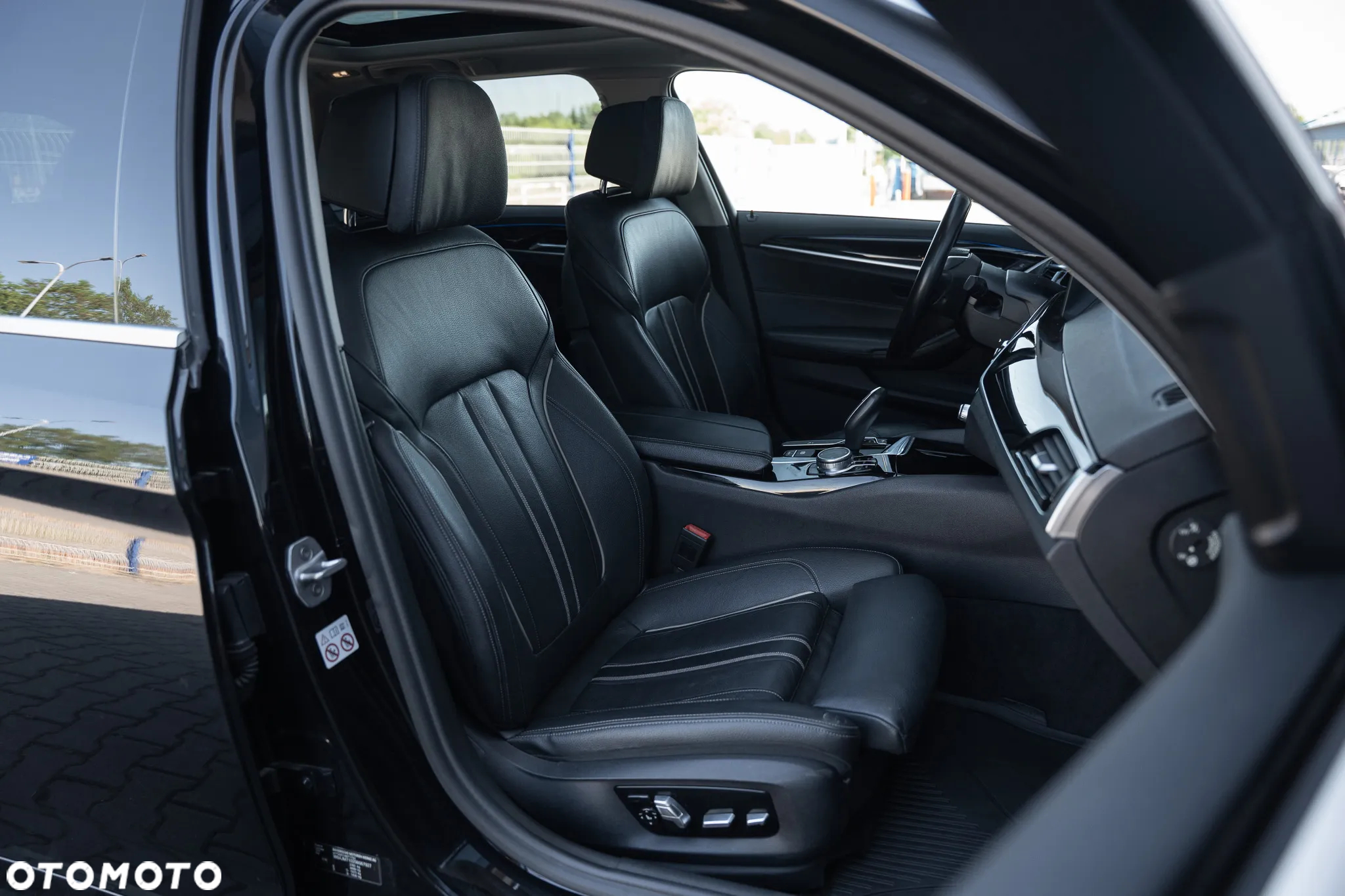BMW Seria 5 520d Touring Sport Line - 22
