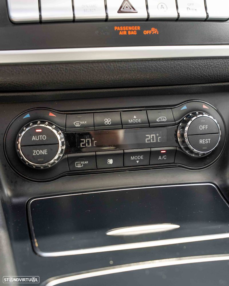 Mercedes-Benz GLA 220 d - 40