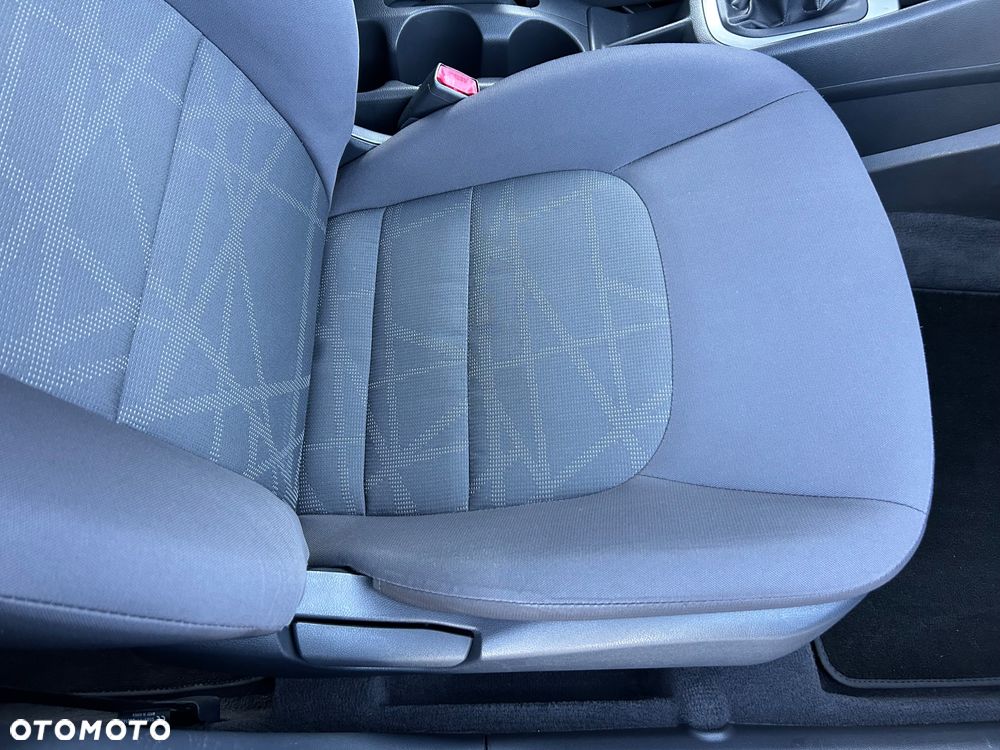 Kia Rio 1.4 Spirit - 19