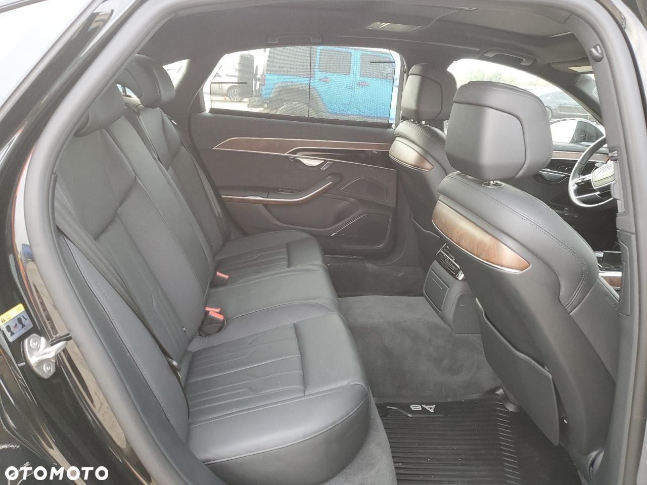 Audi A8 - 9
