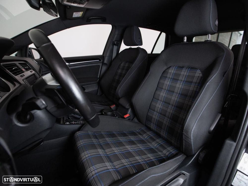VW Golf 1.4 GTE Plug-in - 8