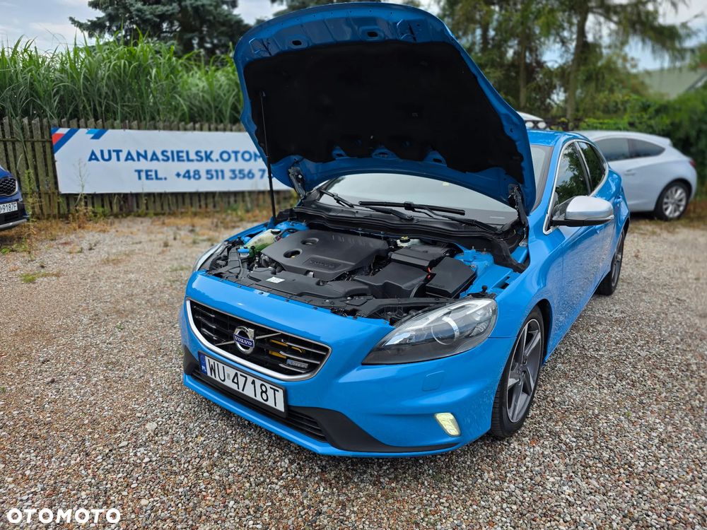 Volvo V40 D2 R Design - 13