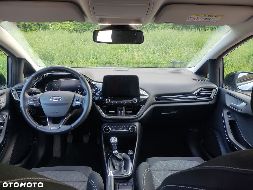Ford Fiesta - 11