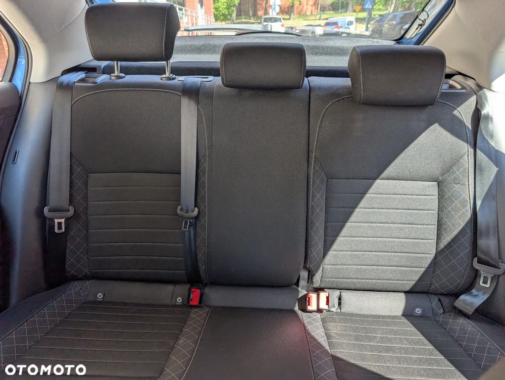 Skoda RAPID 1.0 TSI Style - 13