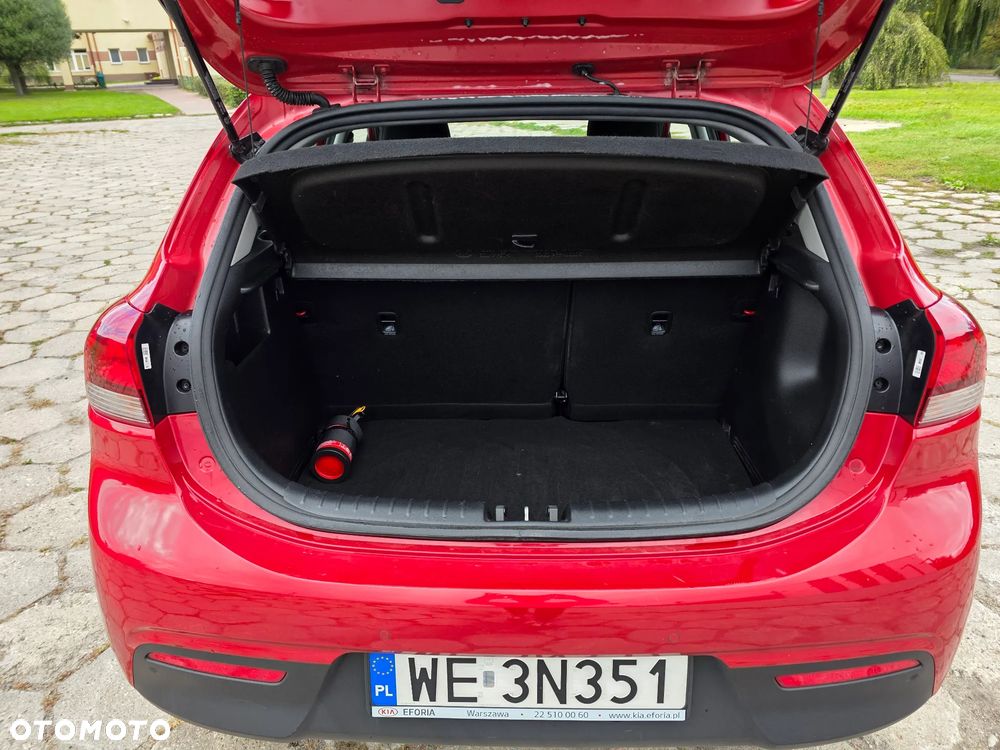 Kia Rio 1.2 M - 8