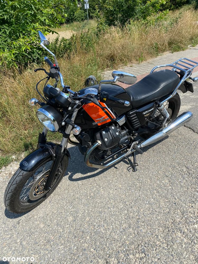 Moto Guzzi V7 - 8