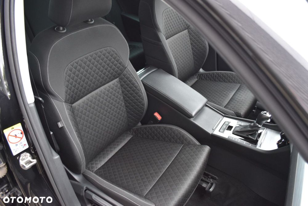 Skoda Superb 2.0 TDI SCR Ambition DSG - 35