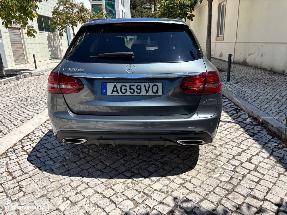 Mercedes-Benz C 300 de AMG Line - 3