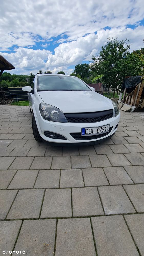 Opel Astra 2.0 Turbo Cosmo - 2