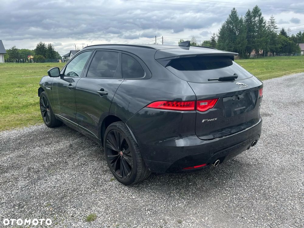 Jaguar F-Pace 3.0 V6 AWD S - 4