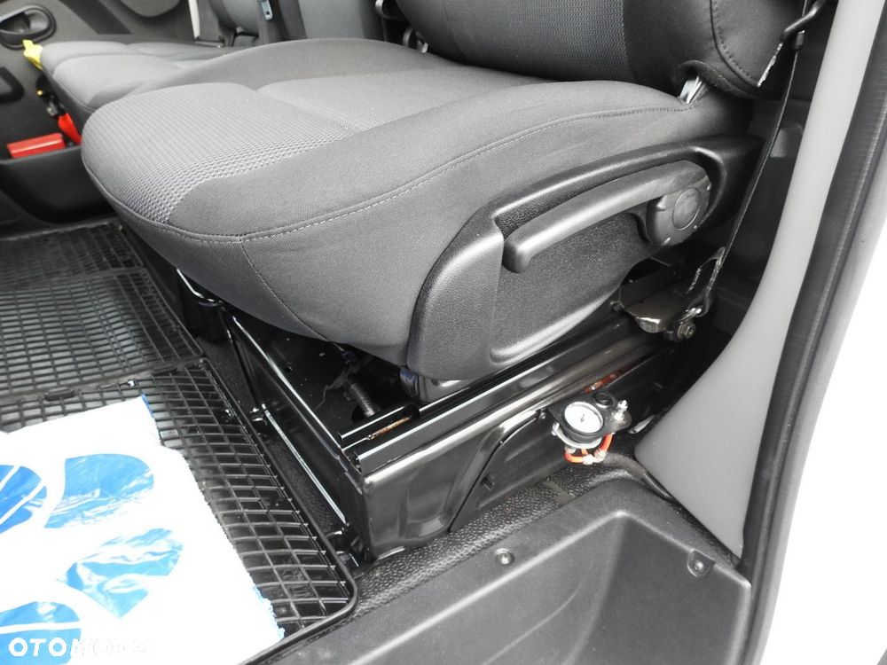 Renault MASTER PLANDEKA 10 PALET WEBASTO TEMPOMAT KLIMATYZACJA LEDY PNEUMATYKA  165KM - 28