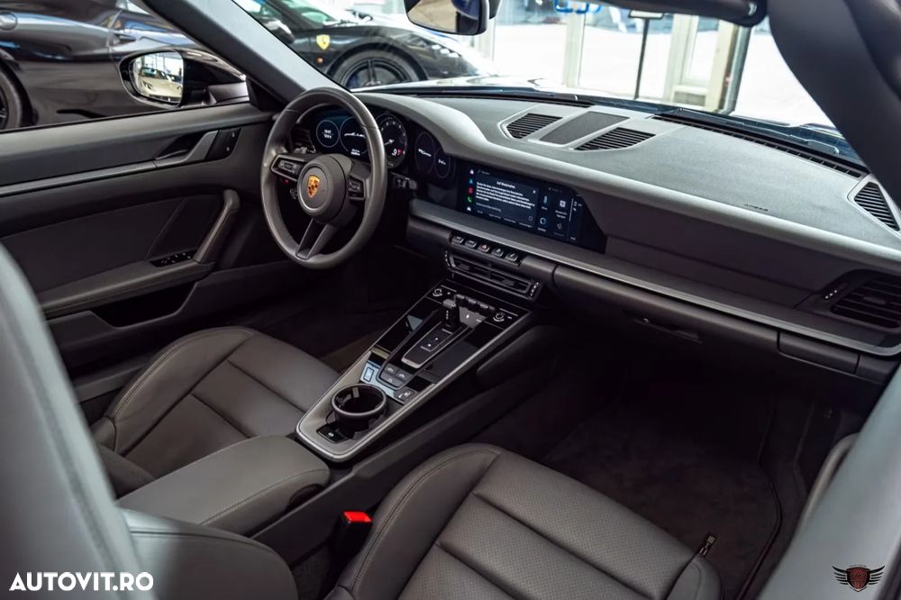 Porsche 911 Carrera PDK - 8