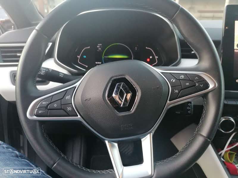 Renault Clio 1.6 E-Tech Full Hybrid Techno - 4