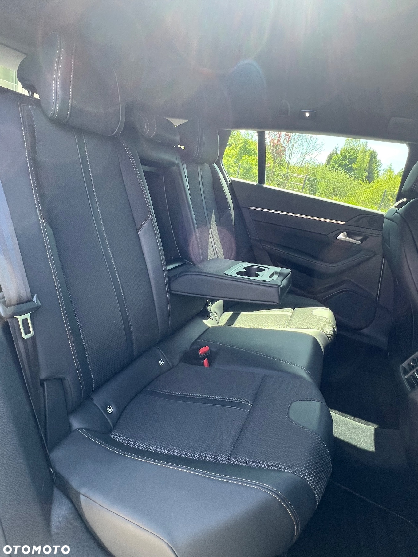 Peugeot 508 SW Plug-In Hybrid 225 e-EAT8 GT - 18
