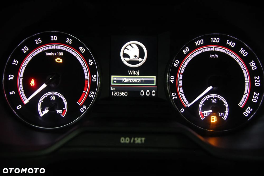 Skoda Octavia 2.0 TDI 4x4 RS Challenge DSG - 22