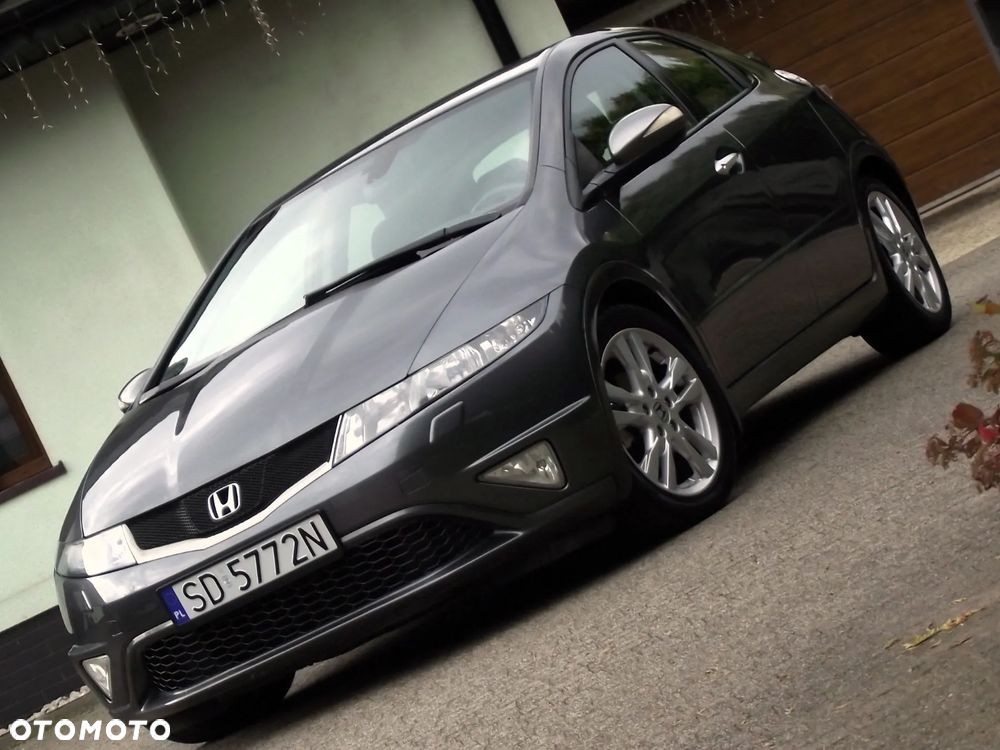 Honda Civic 1.8 Executive - 29