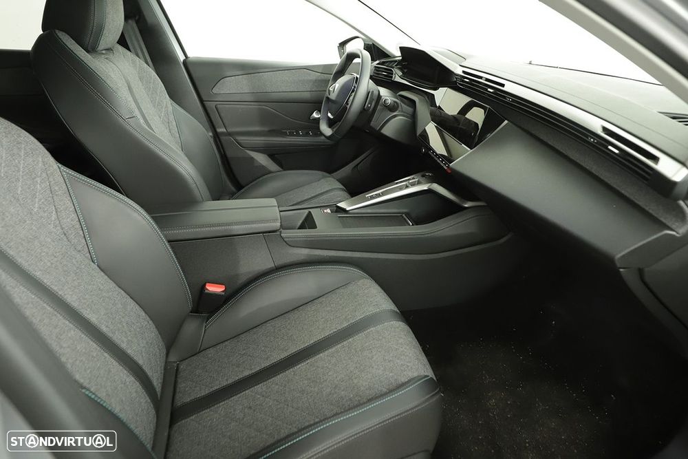 Peugeot 408 1.6 Hybrid Allure e-EAT8 - 21