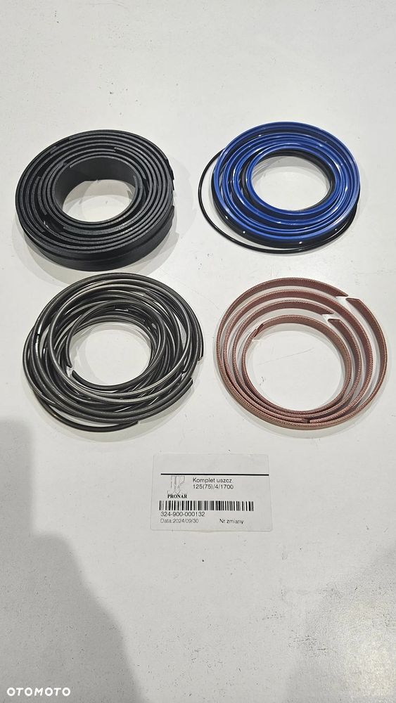 Komplet uszczelniający - 1