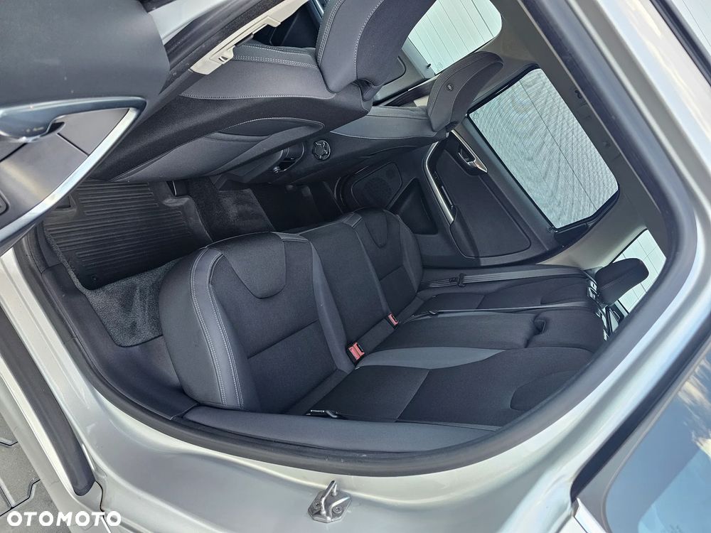 Volvo XC 60 D3 Momentum - 17