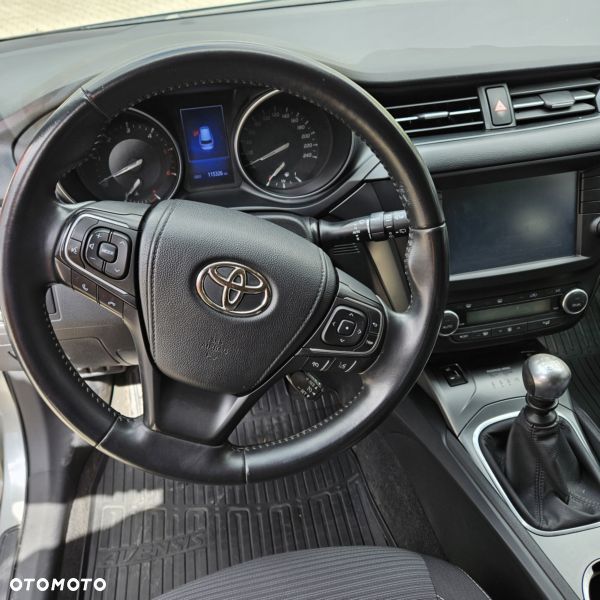 Toyota Avensis 2.0 D-4D Prestige - 13