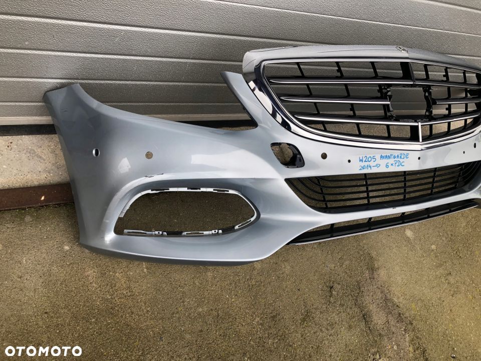 ZDERZAK PRZEDNI MERCEDES C-KLASA W205 AVANTGARDE  2014-- PDC - 4